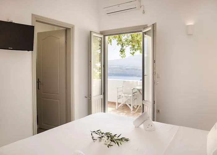 Galinia Aparthotel Akrotiri (Santorini)