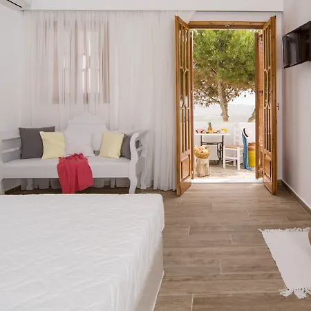 Galinia Aparthotel 4*