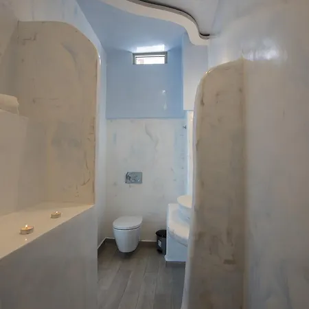 Galinia Aparthotel 4*