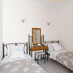 מלון דירות Galinia Akrotírion